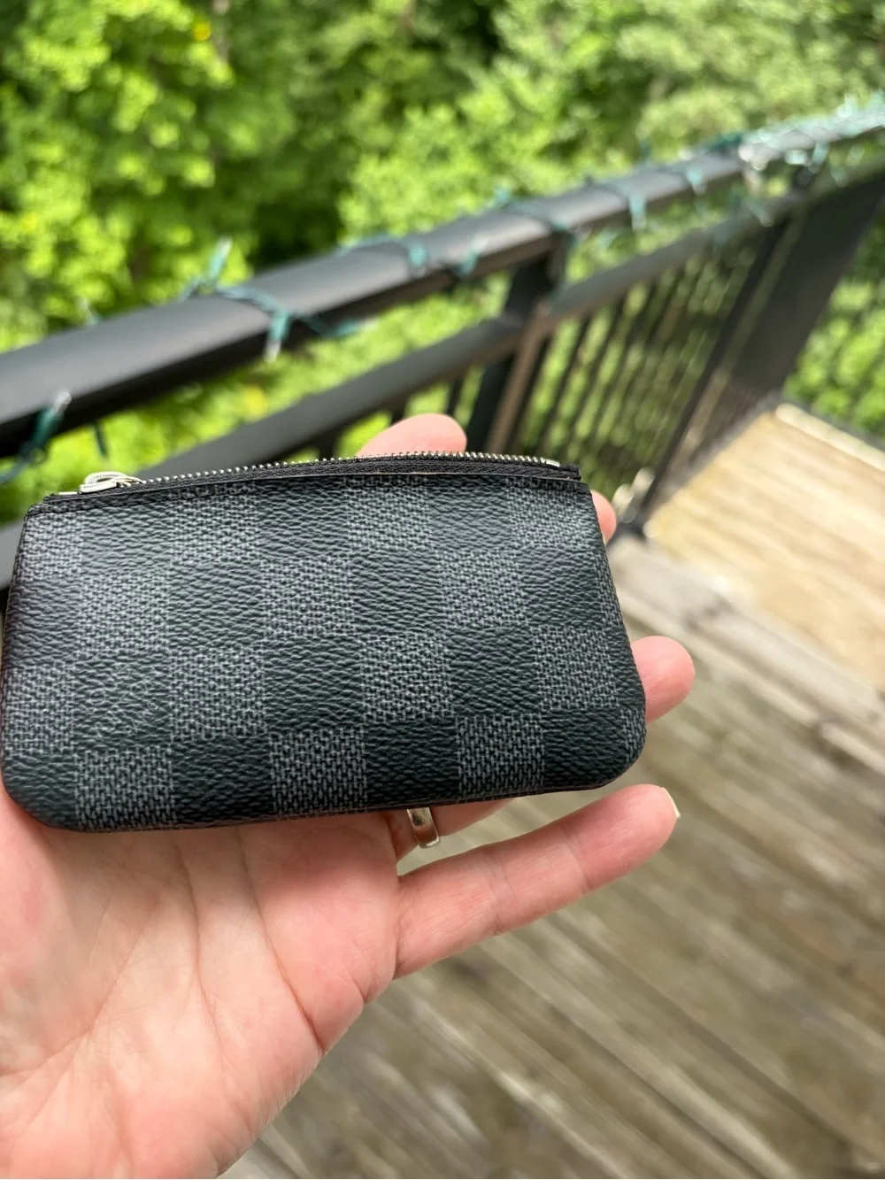 Louis Vuitton Damier Graphite Key Pouch - Black & Grey tag included